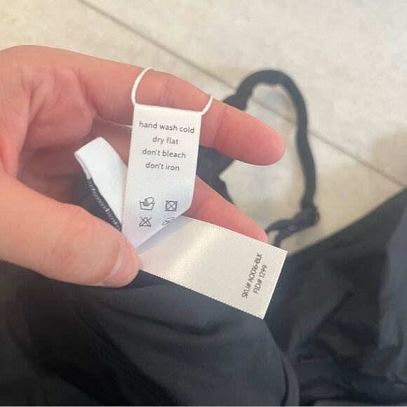 NWT Andie Swim Havana One Piece Black Square Neckline Slimming Princess Medium - Picture 12 of 12